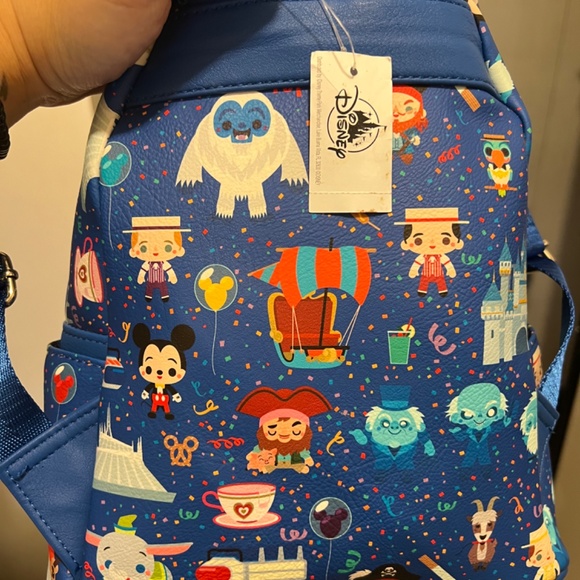 Disney Parks Loungefly mini backpack NWT - Picture 3 of 3